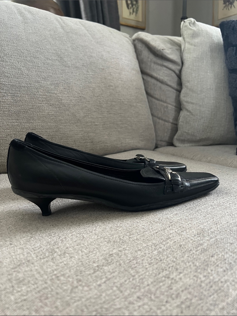 Prada Vintage Black Leather Square-Toe Flats with Silver Buckle - Size 39.5 - Picture 6 of 10